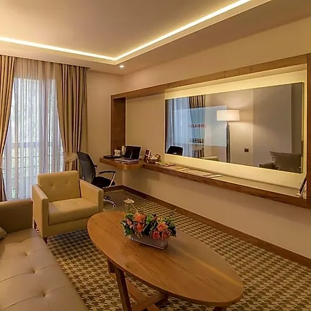 Hotel Anemon Kent 4*